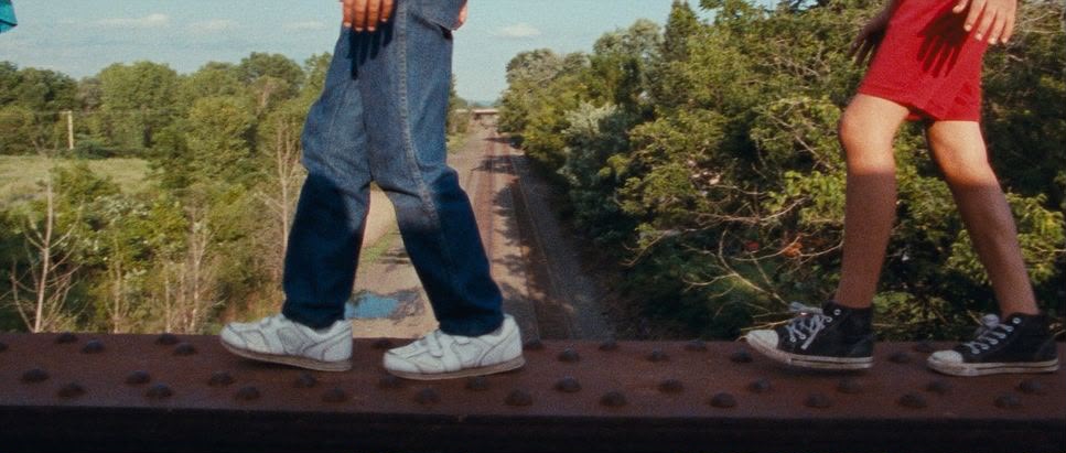 Tonos film still